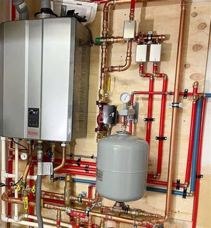 Can you run a mixer shower off a combi boiler
